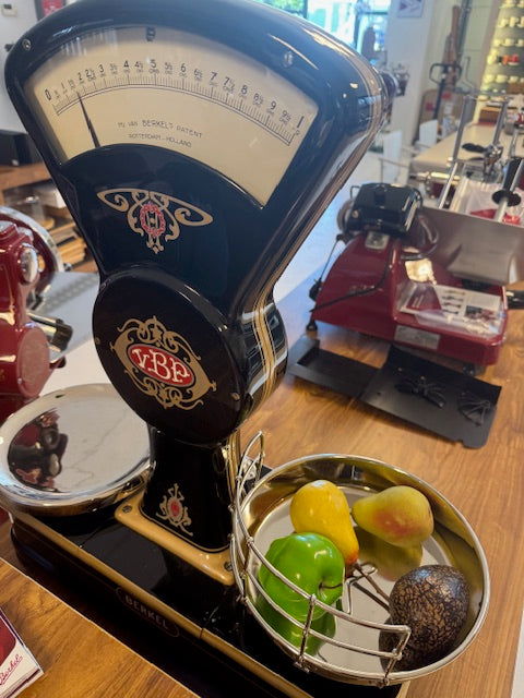 Berkel Scale IV sort