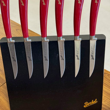 6-delt design steakknivsett - inkl. magnetisk blokk i akasie - Brun