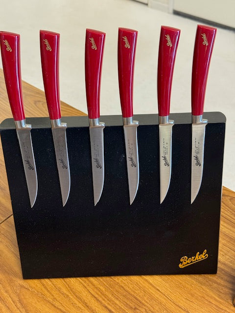 6-Piece Design Steak Knife Set - incl. Acacia Magnetic Block - Brown