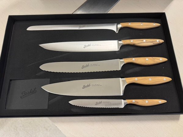 Essentium Olivewood kokkeknivsett