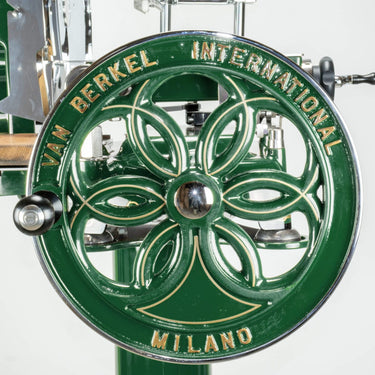 Volano B114 - käsitelty erikoisvärillä British Racing Green