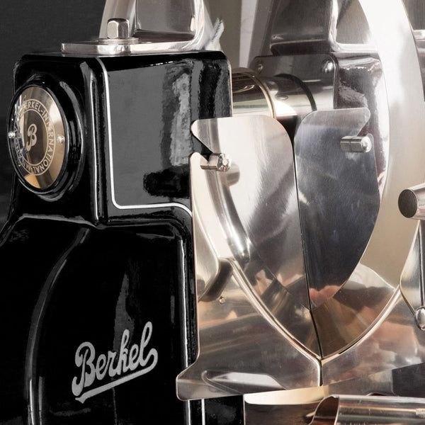 Berkel Volano B3 med sokkel - Svart